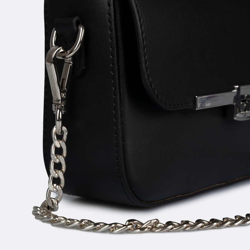 ARVÉRO Capri in black Italian leather with silver-tone hardware