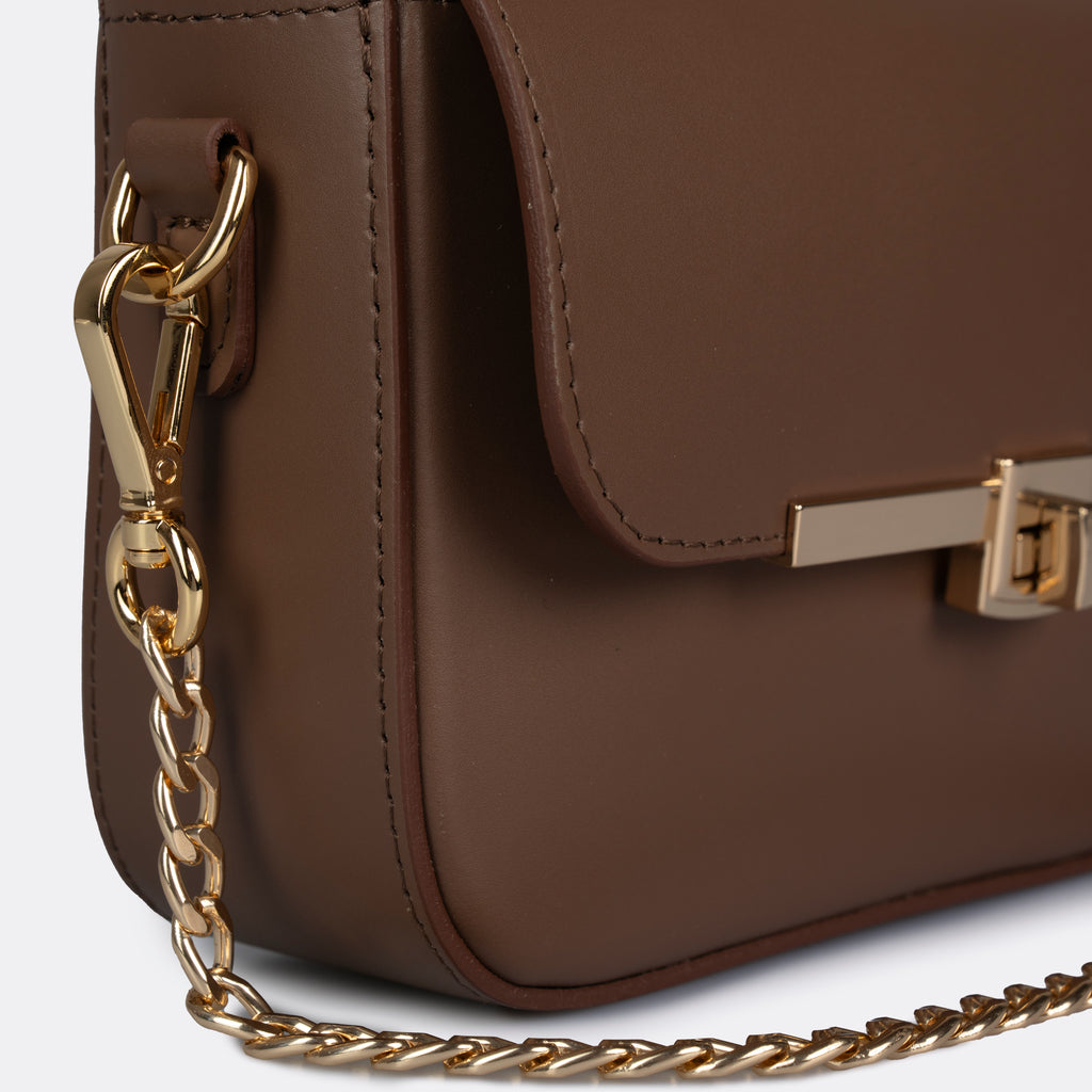 ARVÉRO Capri in cognac Italian leather with gold-tone hardware